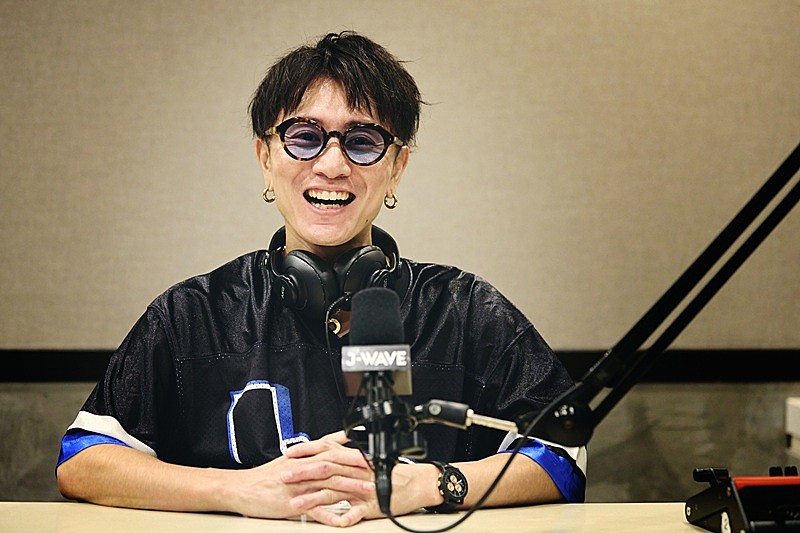 安田章大（SUPER EIGHT）の新番組、名曲の“裏側”を紐解くJ-WAVE『SONG STORIES』10月スタート