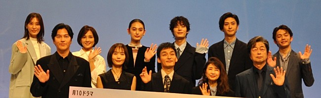 「草なぎ剛が“名司会者ぶり”を発揮　「終幕のロンド」制作発表会」1枚目/1