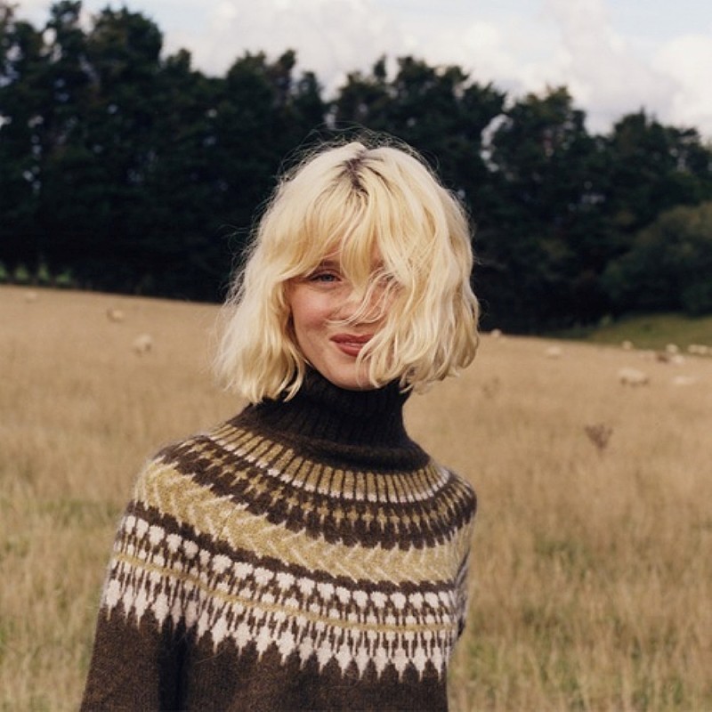 メイジー・ピーターズ 、2年ぶりの新曲「You You You」＆「Audrey Hepburn」同時リリース