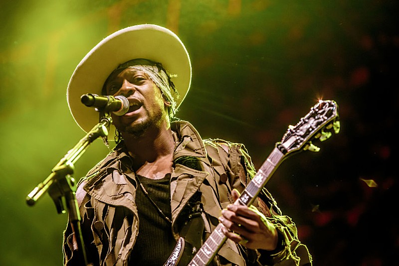 「ディアンジェロが51歳で死去、タイラー・ザ・クリエイター／ドージャ・キャット／DJプレミアらが追悼「本物のソウルの声であり、インスピレーション」」1枚目/1