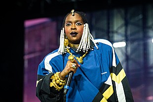 「ローリン・ヒル、故ディアンジェロを追悼「あなたの美しさと才能は、この世のものではなかった」」