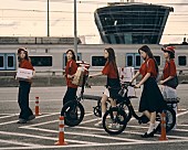 「LE SSERAFIM」2枚目/2