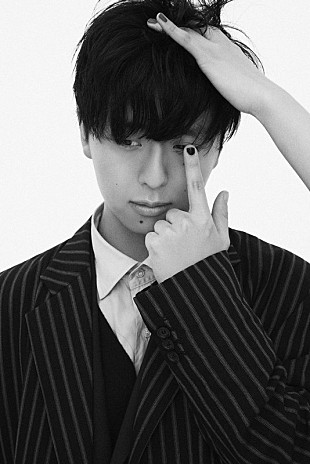 「友成空、1stアルバム『文明開化 - East West』配信リリース」