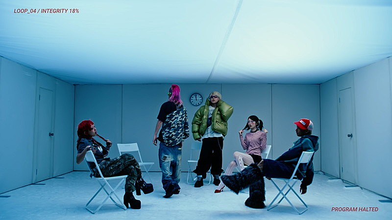 「『秋山黄色『Quest』Music Video』」4枚目/8