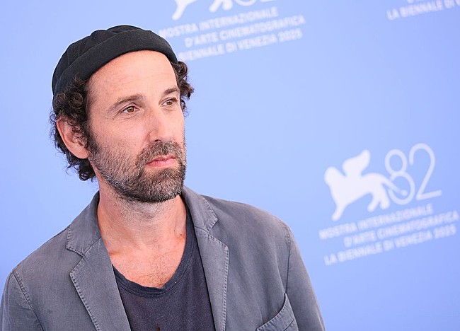 「ダフト・パンクのトーマ・バンガルテル、フレッド・アゲインとサプライズDJセット披露」1枚目/1