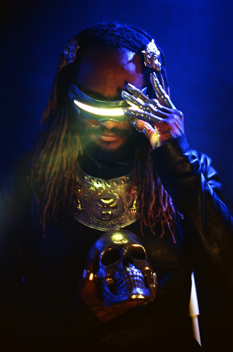 サンダーキャット、米TV番組でレミ・ウルフとコラボ曲「Children of the Baked Potato」披露 