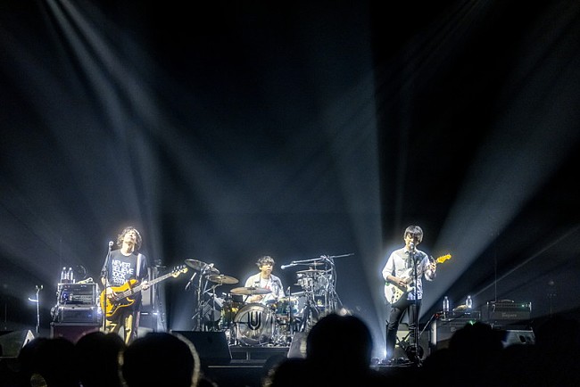 「UNISON SQUARE GARDEN、アニメ『うるわしの宵の月』OP＆ED主題歌を担当」1枚目/2