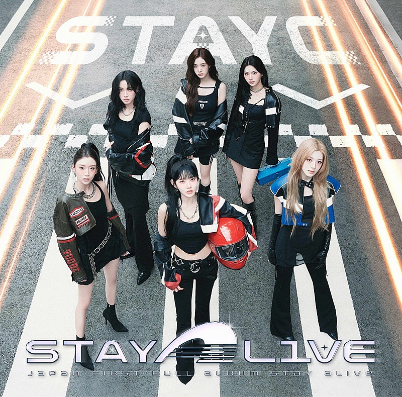 「STAYC アルバム『STAY ALIVE』通常盤」2枚目/9