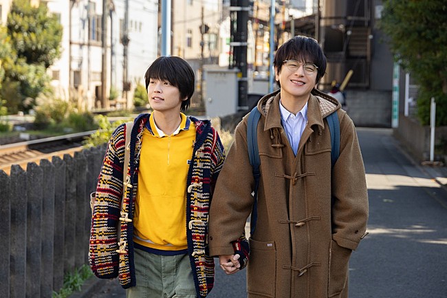 「「ぼくたちん家」“玄一”及川光博と“索”手越祐也がパ－トナ－シップ申請 「とても意味のある回」「ハグシ－ンの愛しげな表情が良い」」1枚目/1