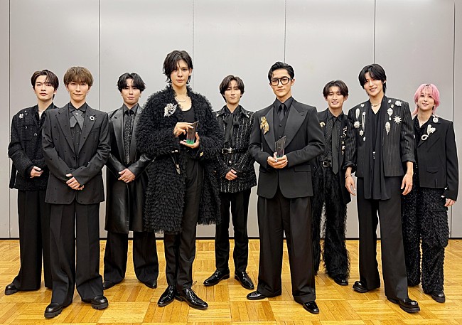 「【ビルボード 2025年 年間Top Albums Sales】Snow Manがミリオンを2作叩き出し、1位＆2位を独占（コメントあり）」1枚目/1