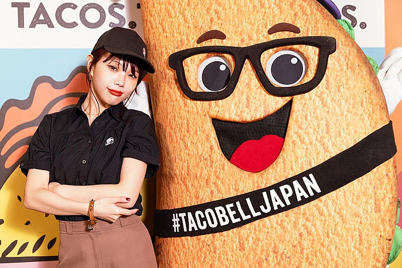 「アイナ・ジ・エンド×「Taco Bell」がコラボ、楽曲「革命道中」イメージの『タコベル道中』」1枚目/3