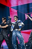 「＜ライブレポート＞日本ソロデビュー10周年を迎えた2PMウヨン、左右ステージで示した楽曲の多様性　神戸コンサート最終日」1枚目/12
