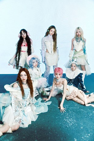 「XG、初のフルアルバムのメインビジュアルを公開」