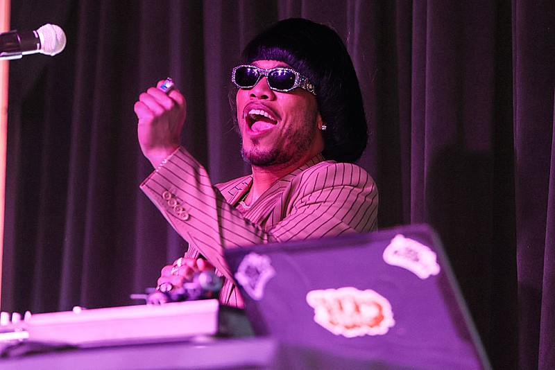 「アンダーソン・パーク、初監督作『K-POPS!』予告解禁　ディプロ／SEVENTEENのVERNON／ジェイデン・スミスら豪華カメオ」1枚目/1