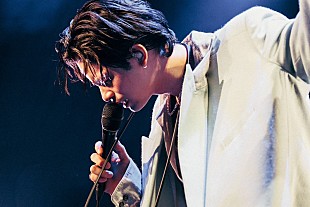 「jo0jiが初の全国ツアー完遂、『呪術廻戦』EDテーマを初披露　歌力で魅せたライブのオフィシャルレポート到着」