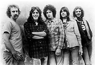 「イーグルス、ベスト盤『グレイテスト・ヒッツ 1971-1975』全米史上初となる4xダイヤモンド認定」