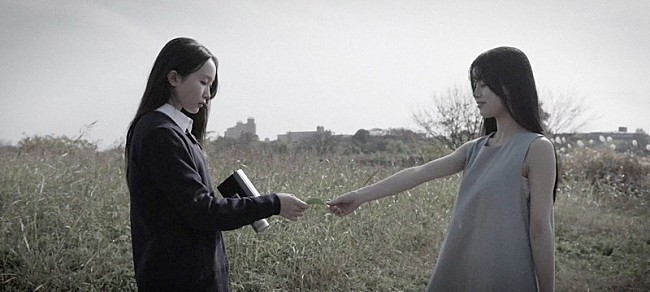 「葉月紗蘭（高嶺のなでしこ）＆厚味りりか、トリビュートAL『ジブリをうたう その２』ショートムービーに出演」1枚目/7