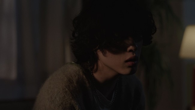 「Spotify Early Noise選出のOSHIKIKEIGO、朝と夜を表現したMVで感情爆発」1枚目/2