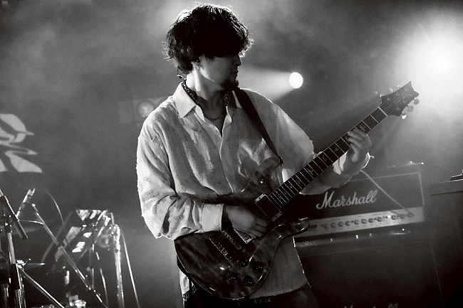 「KEI（Gt.）」3枚目/5