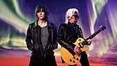 「B&amp;#039;z、最新アルバム『FYOP』に新曲＆ライブ音源をプラス」1枚目/2