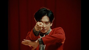 「生田斗真、デビュー曲「スーパーロマンス」ダンスパフォーマンス映像にMV未公開シーン」