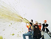 「Lucky Kilimanjaro、新曲「朝日」がアニメ『LIAR GAME』EDテーマに」1枚目/2