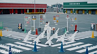 「OCTPATH、一糸乱れぬ「Steppin'!!!」ダンスパフォーマンス映像を公開」