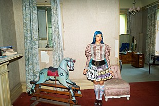 「エッカ・ヴァンダル、ニューALより新曲「SORRY! CRASH!」公開」