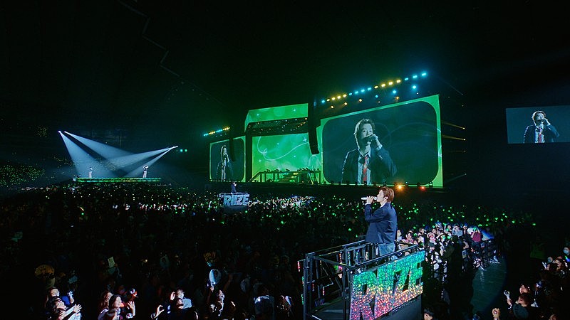 「RIIZE、東京ドーム公演映像作品より「Flashlight」ライブ映像を先行公開」1枚目/2