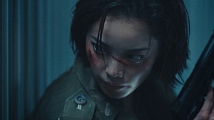 「平手友梨奈、新曲「Kill or Kiss」MVでアクションに挑戦」