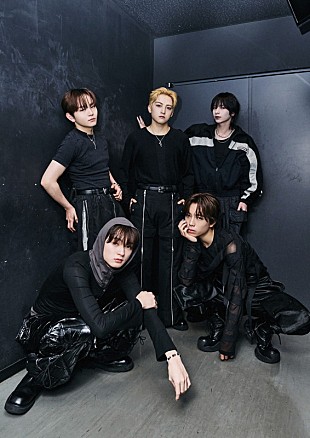 「STARGLOW、ファンミツアーのアリーナ追加公演を発表」