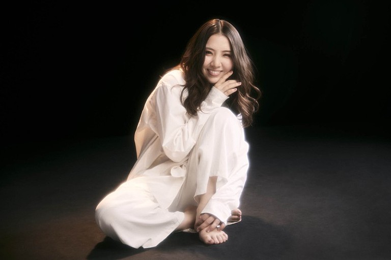 阿部真央「阿部真央、6月から開催するライブハウスツアータイトルが【年女興行】に決定」