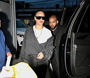 「リアーナ、第4子妊娠の噂に反応」