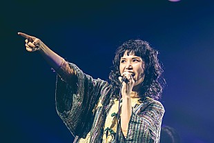 「Superfly、最新ライブ映像作品より玉置浩二「メロディー」のカバーを先行配信」