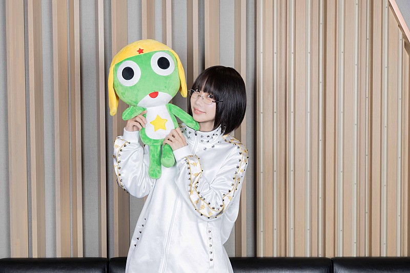 「ano、新曲「貸しっぱなしデスティニー」が、6/26に全国公開の『新劇場版☆ケロロ軍曹 復活して速攻地球滅亡の危機であります！』の主題歌に決定」1枚目/5