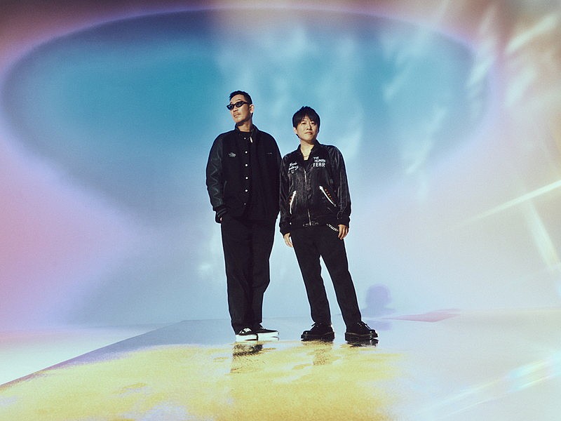 「コブクロ、大阪・堺東への恩返しの想いを込めた『Starry Smile Story』堺東盤をCDリリース」1枚目/2