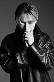 「SKY-HI」2枚目/2