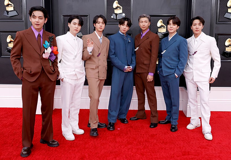 BTS、ドレイク新曲でメンションされたことにj-hopeとVが反応