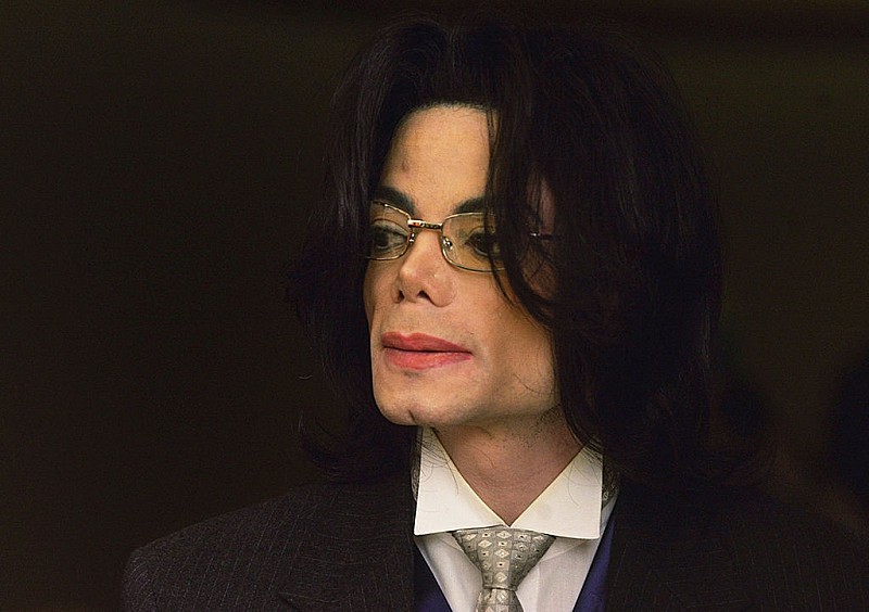 故マイケル・ジャクソン、Netlixが2005年児童性的虐待裁判を追う3部構成ドキュメンタリー・シリーズを配信へ