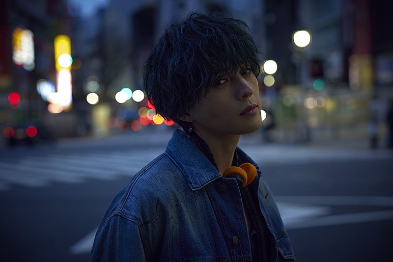 「八木勇征（FANTASTICS）がソロデビュー、雑踏の中でひとり進んでいくプロローグ映像公開」1枚目/2