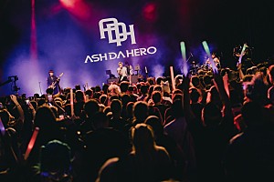 ASH DA HERO「ASH DA HERO、チェコ・ブルノで開催された【Animefest 2026】の公式レポート到着 」
