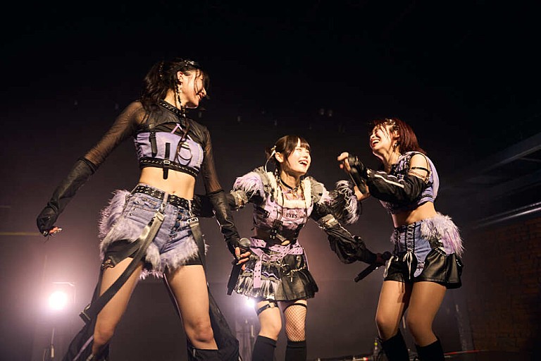 兎アイズ「＜ライブレポート＞兎アイズ「僕たちは一人じゃない 君がいるから歩み続ける」1周年ワンマン大成功！ BiS、Especiaなど伝説のアイドル生んだつばさレコーズへ移籍」