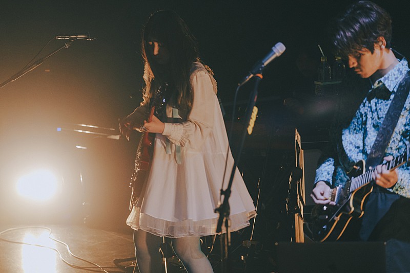 「＜ライブレポート＞GLIM SPANKYが初ビルボードライブ公演、新旧ナンバーを織り交ぜて魅せた特別な一夜」1枚目/20
